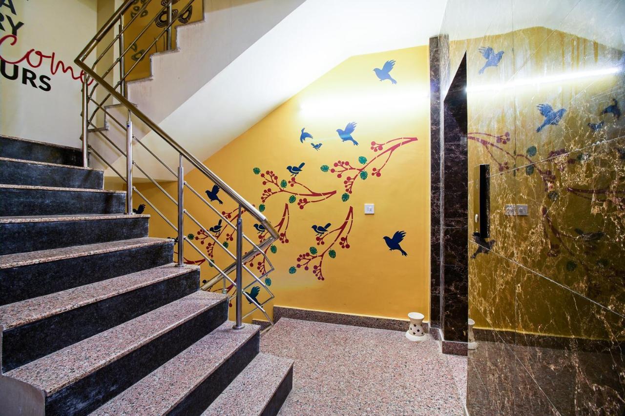 Hotel Collection O Sky Villa's Near Palam Metro Station 3*